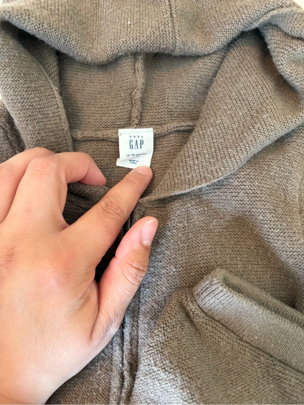 GAP two piece